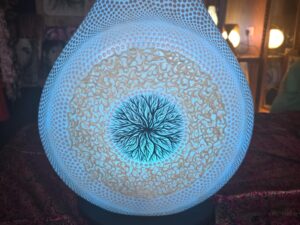 DOTS AND SWIRLS BOTTLE MEDIUM